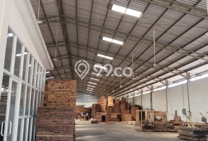Gudang Usaha Dijual di Teras Boyolali LT 16000m2 & LB 6000m2 Gudang Usaha Dijual di Teras Boyolali LT 16000m2 & LB 6000m2