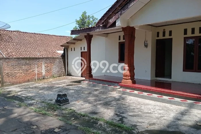 HOT DEAL! Rumah Berkualitas di Kranggan, Temanggung, LT 270m² Bangunan 120m² HOT DEAL! Rumah Berkualitas di Kranggan, Temanggung, LT 270m² Bangunan 120m²