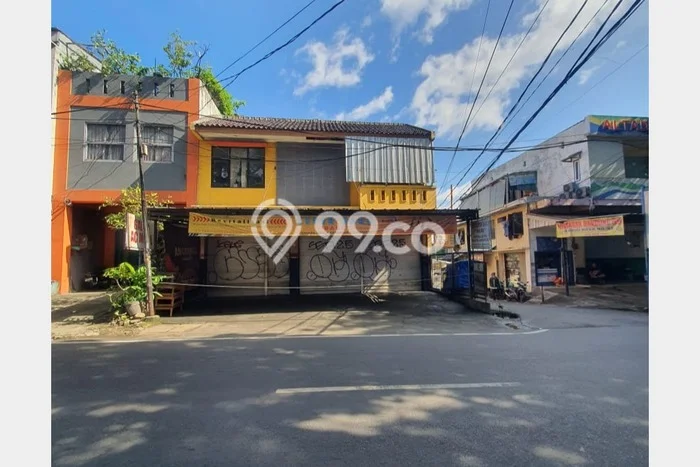 Ruko Dijual di Prime Area Jakarta Selatan Luas 108m2 Ruko Dijual di Prime Area Jakarta Selatan Luas 108m2