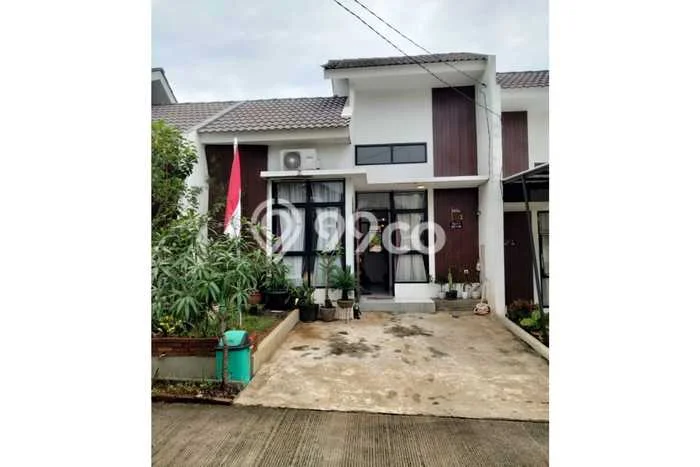 For Sale Rumah 2 Kamar Lokasi Ideal Bagus dan Strategis di Parung For Sale Rumah 2 Kamar Lokasi Ideal Bagus dan Strategis di Parung