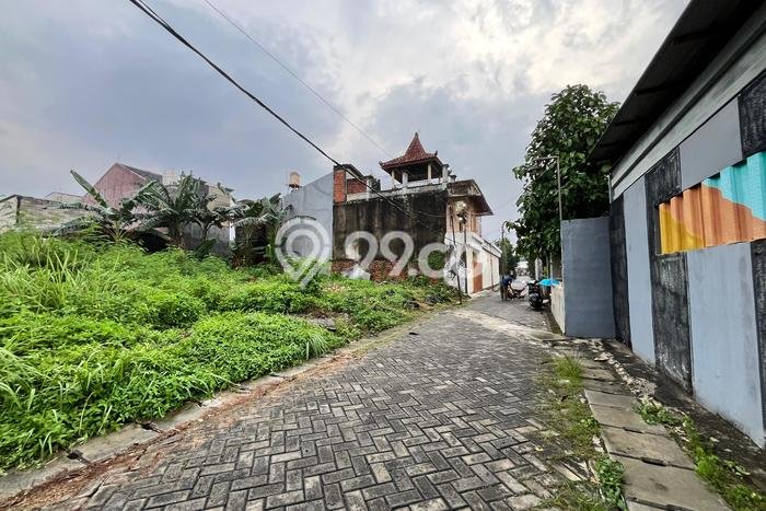 Tanah Dijual Area Strategis di Kunciran Tangerang 165m2 Tanah Dijual Area Strategis di Kunciran Tangerang 165m2