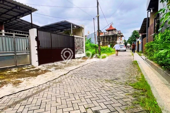 Tanah Dijual Lokasi Strategis di Tangerang dengan Luas 165m2 Tanah Dijual Lokasi Strategis di Tangerang dengan Luas 165m2