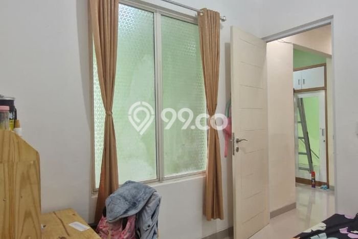 For Sale Hunian Rumah Terawat 4 Kamar di Harapan Indah, Bekasi For Sale Hunian Rumah Terawat 4 Kamar di Harapan Indah, Bekasi