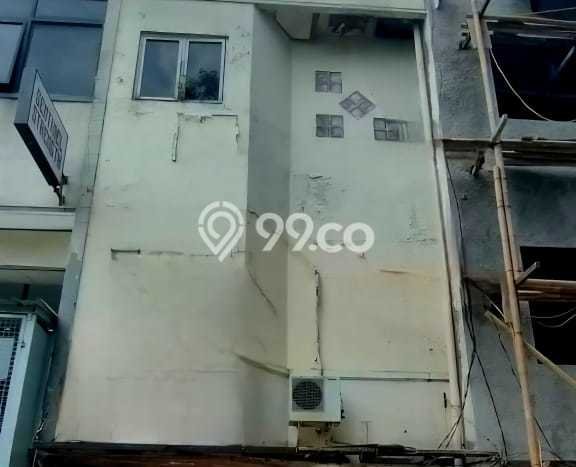 Unit Ruko Dijual di Jakarta Barat LT 90m2 & LB 90m2 Unit Ruko Dijual di Jakarta Barat LT 90m2 & LB 90m2