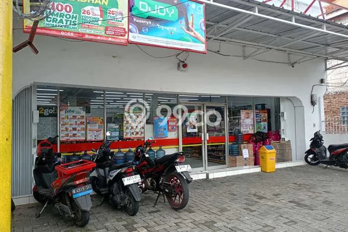 Hunian Mewah LB 325m2 Siap Huni Desain Elegan di Cihanjuang, Bandung Hunian Mewah LB 325m2 Siap Huni Desain Elegan di Cihanjuang, Bandung