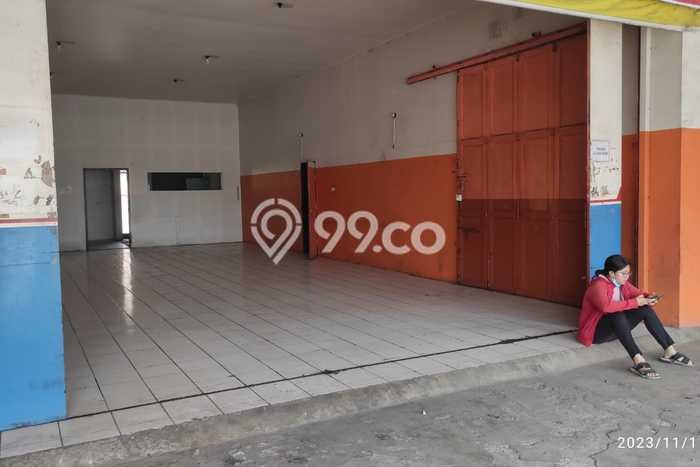 Unit Ruko disewakan di Padalarang Bandung Barat dengan LT 450m2 / LB 225m2 Unit Ruko disewakan di Padalarang Bandung Barat dengan LT 450m2 / LB 225m2