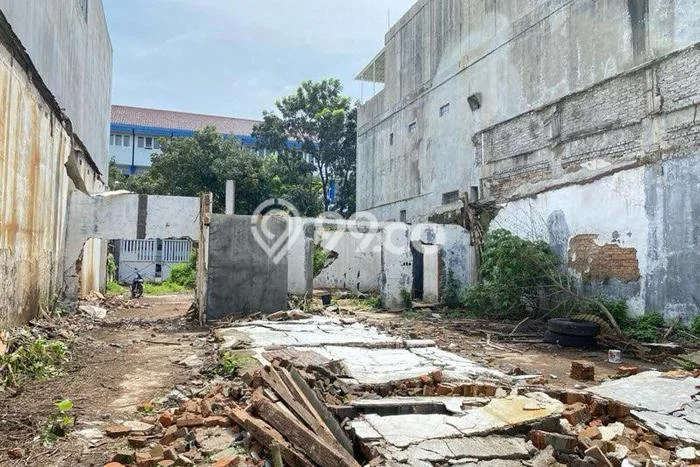 Tanah Disewa di Sudirman Strategis dan Memiliki Luas 640m2 Tanah Disewa di Sudirman Strategis dan Memiliki Luas 640m2
