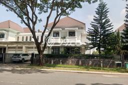 Jual Rumah Luas Elegan Dengan View Eksklusif di Kota Baru Parahyangan, Bandung Jual Rumah Luas Elegan Dengan View Eksklusif di Kota Baru Parahyangan, Bandung