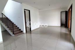 LOKASI STRATEGIS! Rumah di Setiabudi, Dekat Stasiun, 3 KM, LT 360m² LB 240m² LOKASI STRATEGIS! Rumah di Setiabudi, Dekat Stasiun, 3 KM, LT 360m² LB 240m²