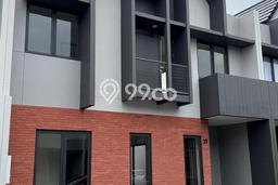 UNIT TERBATAS! Rumah area Summarecon Bandung, 3 KM, LT 135m² Bangunan 122m² UNIT TERBATAS! Rumah area Summarecon Bandung, 3 KM, LT 135m² Bangunan 122m²