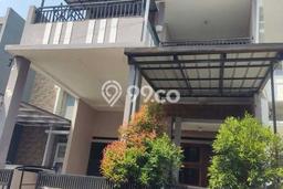 Rumah Strategis Modern Lb 210m2 di Cimahi Tengah, Cimahi Rumah Strategis Modern Lb 210m2 di Cimahi Tengah, Cimahi