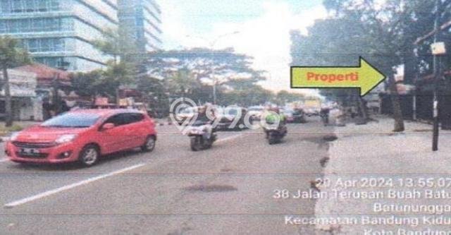 Komersial Strategis Kawasan Buah Batu, Luas 324m², Jalan Utama, Area Bisnis Aktif Komersial Strategis Kawasan Buah Batu, Luas 324m², Jalan Utama, Area Bisnis Aktif