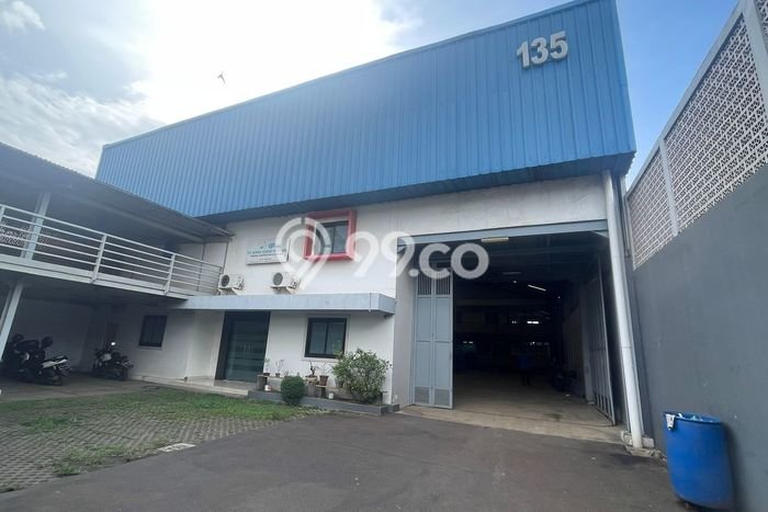 Gudang Bagus Dijual LB 812m2 Lokasi Strategis Bandung Area Cocok untuk Bisnis Gudang Bagus Dijual LB 812m2 Lokasi Strategis Bandung Area Cocok untuk Bisnis
