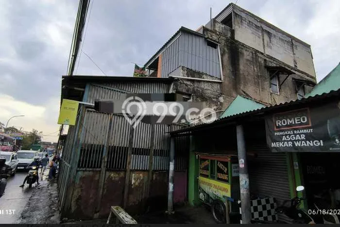 PRIME LOCATION! Ruko di Gede Bage, Luas 250m², Area Bisnis, Lokasi Strategis PRIME LOCATION! Ruko di Gede Bage, Luas 250m², Area Bisnis, Lokasi Strategis