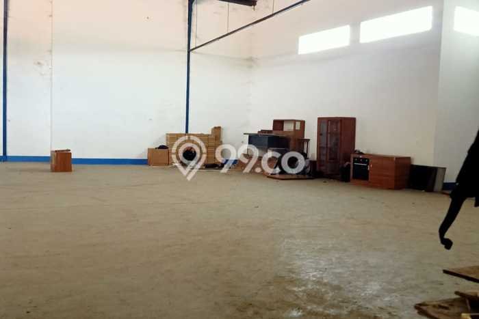 AREA BISNIS! Gudang di Caringin, Luas 228m2m², Jalan Strategis AREA BISNIS! Gudang di Caringin, Luas 228m2m², Jalan Strategis