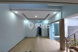 KAWASAN KOMERSIAL! Komersial Disewakan Kawasan Riau, Luas 225m², Akses Utama KAWASAN KOMERSIAL! Komersial Disewakan Kawasan Riau, Luas 225m², Akses Utama