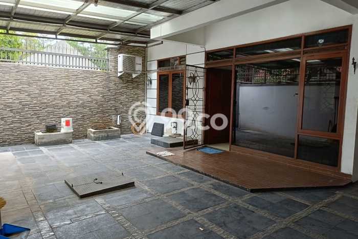 NEW LISTING! Rumah Strategis di Batununggal, LT 126m2m² LB 86m2m² NEW LISTING! Rumah Strategis di Batununggal, LT 126m2m² LB 86m2m²