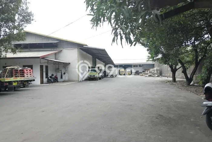 Gudang paling strategis disewakan di Lemahwungkuk Cirebon Gudang paling strategis disewakan di Lemahwungkuk Cirebon