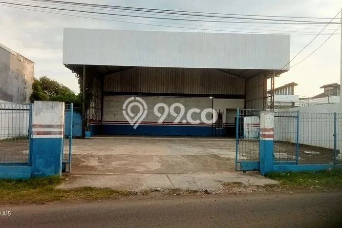 Gudang For Rent di Mundu, Luas 600m², Area Komersial, Siap Operasi Gudang For Rent di Mundu, Luas 600m², Area Komersial, Siap Operasi