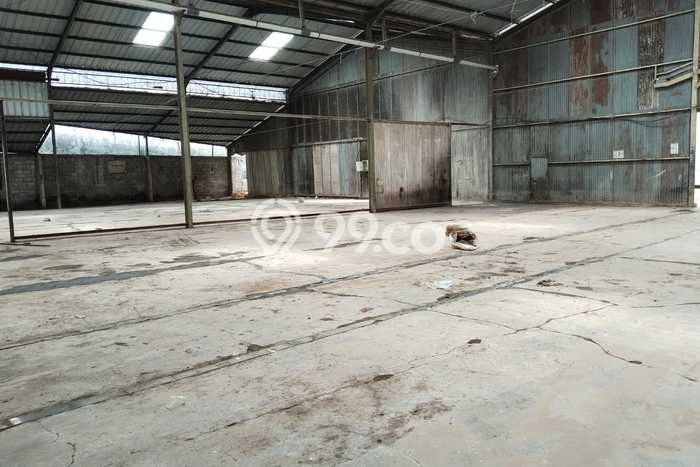 Gudang bagus disewakan di Plumbon Cirebon dengan LB 2000m2 harga sewa terbaik Gudang bagus disewakan di Plumbon Cirebon dengan LB 2000m2 harga sewa terbaik