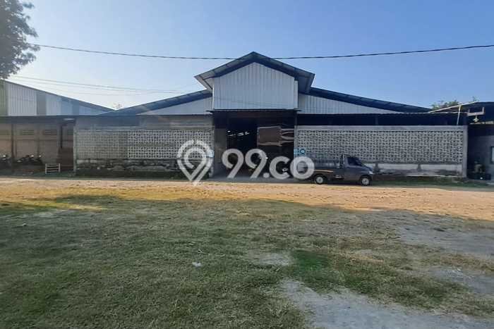 Unit Gudang Paling Strategis di Plumbon Cirebon dengan LB 5000m2 Unit Gudang Paling Strategis di Plumbon Cirebon dengan LB 5000m2