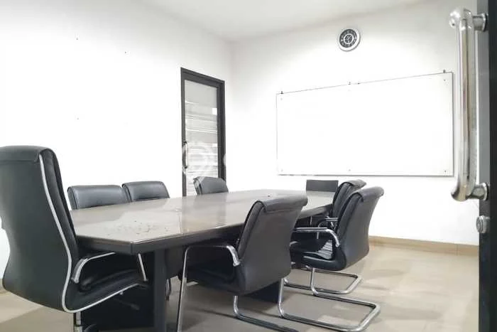 Komersial For Rent Kawasan Cirebon Kota, Luas 350m2m², Lingkungan Bisnis Komersial For Rent Kawasan Cirebon Kota, Luas 350m2m², Lingkungan Bisnis