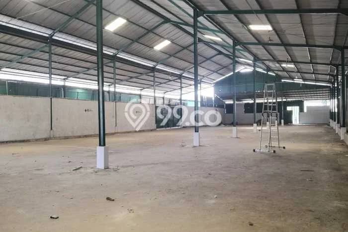Gudang bagus disewakan di Plumbon Cirebon dengan LB 1800m2 harga sewa terbaik Gudang bagus disewakan di Plumbon Cirebon dengan LB 1800m2 harga sewa terbaik