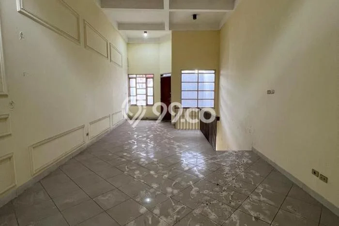 Ruko disewakan lokasi strategis Pekalipan Cirebon 399m2 Ruko disewakan lokasi strategis Pekalipan Cirebon 399m2