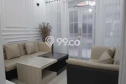 Rumah di Kesambi, Akses ke Pusat Kota, 4 KT, LT 210m² Bangunan 200m² Rumah di Kesambi, Akses ke Pusat Kota, 4 KT, LT 210m² Bangunan 200m²