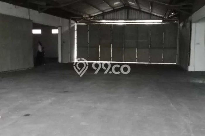 Gudang disewakan lokasi strategis Plumbon Cirebon 1800m2 Gudang disewakan lokasi strategis Plumbon Cirebon 1800m2