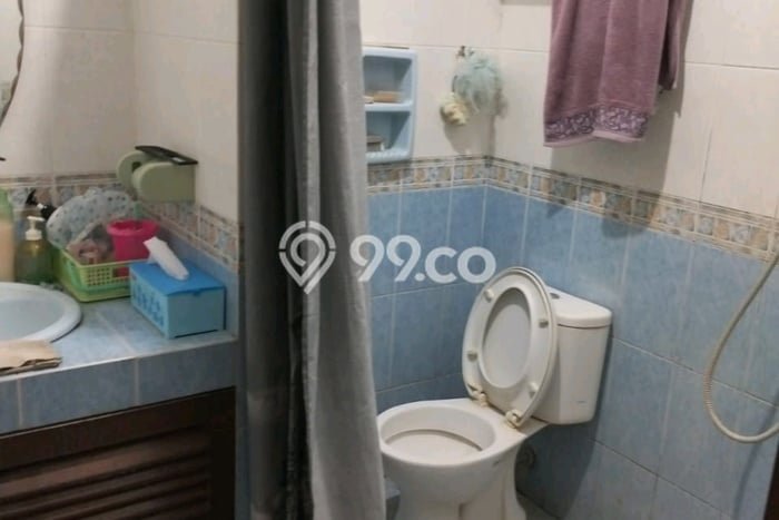 Dijual Rumah 5 Kamar Lokasi Ideal Nyaman dan Strategis di Simokerto Dijual Rumah 5 Kamar Lokasi Ideal Nyaman dan Strategis di Simokerto