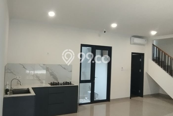 Rumah area , 3 KT, Lingkungan Strategis, Luas 84m2m² Bangunan 143m2m² Rumah area , 3 KT, Lingkungan Strategis, Luas 84m2m² Bangunan 143m2m²