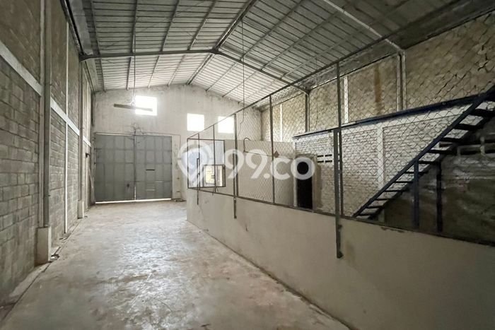 Disewakan Gudang di Pusat Kota Tangerang Ramai Strategis Disewakan Gudang di Pusat Kota Tangerang Ramai Strategis