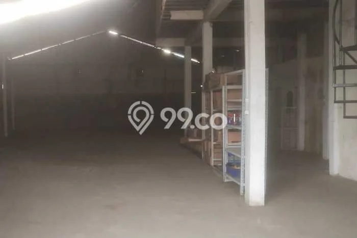 Untuk Disewa Gudang di Setu Bekasi LT 275m2, LB 300m2 Untuk Disewa Gudang di Setu Bekasi LT 275m2, LB 300m2