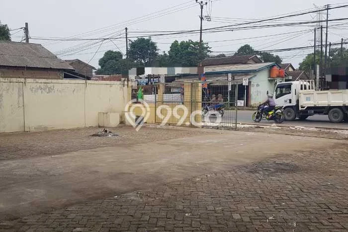 Gudang untuk Disewa di Pusat Bekasi Luas Bangunan 800m2 Gudang untuk Disewa di Pusat Bekasi Luas Bangunan 800m2