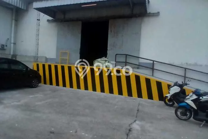 Gudang untuk Disewa di Pusat Bekasi Luas Bangunan 2500m2 Gudang untuk Disewa di Pusat Bekasi Luas Bangunan 2500m2