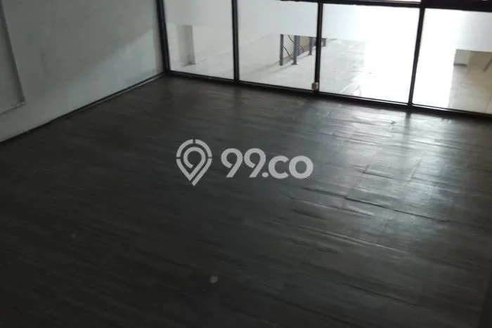 Ruko untuk Disewa di Pusat Jakarta Timur Luas Bangunan 300m2 Ruko untuk Disewa di Pusat Jakarta Timur Luas Bangunan 300m2