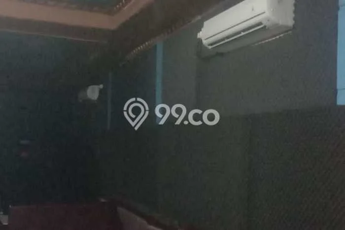 Area Strategis! Disewakan Komersial Lokasi Ciracas, Jakarta Timur Cocok untuk Bisnis Area Strategis! Disewakan Komersial Lokasi Ciracas, Jakarta Timur Cocok untuk Bisnis