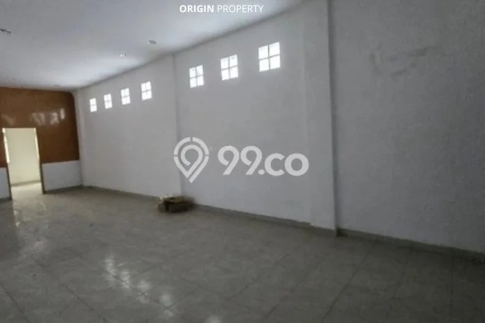 AREA PROSPEKTIF! Ruko Kawasan Medan Kota, Luas 450m², Lokasi Strategis AREA PROSPEKTIF! Ruko Kawasan Medan Kota, Luas 450m², Lokasi Strategis