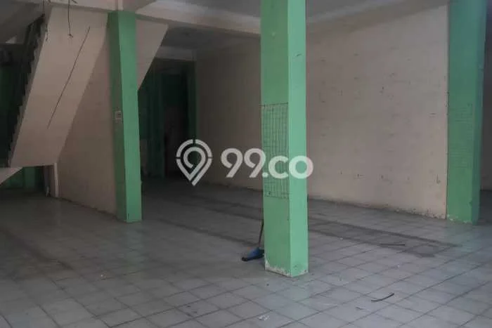 Ruko Komersial Disewakan di Medan Johor Medan Luas 384m2 Ruko Komersial Disewakan di Medan Johor Medan Luas 384m2
