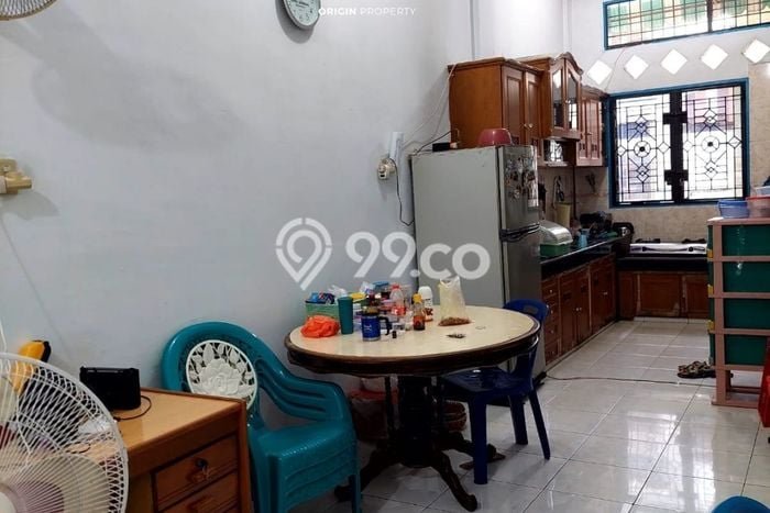 Ruko Area Komersial di Medan Perjuangan, Luas 72m², Disewakan, Siap Digunakan Ruko Area Komersial di Medan Perjuangan, Luas 72m², Disewakan, Siap Digunakan