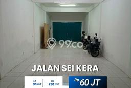 EXCLUSIVE HOME! Rumah di Medan Perjuangan, 3 KT, Design Minimalis, Luas 98m² Bangunan 250m² EXCLUSIVE HOME! Rumah di Medan Perjuangan, 3 KT, Design Minimalis, Luas 98m² Bangunan 250m²