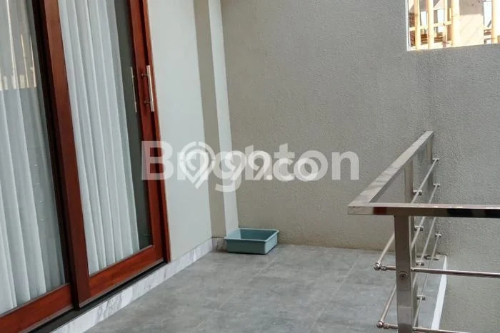 Rumah Nyaman LB 215m2m² Lokasi Sejuk di Kesiman, Denpasar Rumah Nyaman LB 215m2m² Lokasi Sejuk di Kesiman, Denpasar