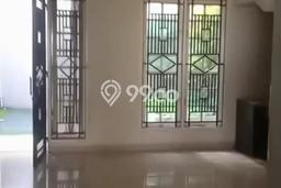 PENAWARAN EKSKLUSIF! Rumah kawasan Cirebon Kota, 4 KT, Lingkungan Elite, LT 180m2m² Bangunan 150m2m² PENAWARAN EKSKLUSIF! Rumah kawasan Cirebon Kota, 4 KT, Lingkungan Elite, LT 180m2m² Bangunan 150m2m²