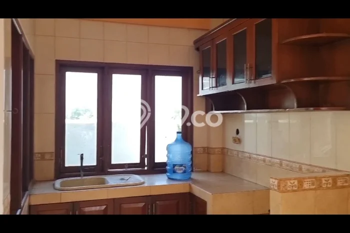 FOR RENT! Ruko di Cirebon Kota Cocok untuk Bisnis 270m2 FOR RENT! Ruko di Cirebon Kota Cocok untuk Bisnis 270m2