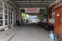 Unit Kost Dijual di Cirebon Spesifikasi 24 Kamar Tidur dan Area Ramai Unit Kost Dijual di Cirebon Spesifikasi 24 Kamar Tidur dan Area Ramai