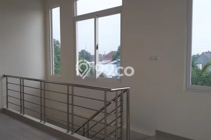 AREA KOMERSIAL! Ruko di Cirebon Kota, Luas 160m2m², Posisi Premium AREA KOMERSIAL! Ruko di Cirebon Kota, Luas 160m2m², Posisi Premium