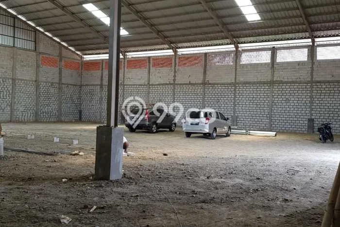 Disewakan Gudang di Arjawinangun Cirebon LT 3830m2, LB 1230m2 Disewakan Gudang di Arjawinangun Cirebon LT 3830m2, LB 1230m2