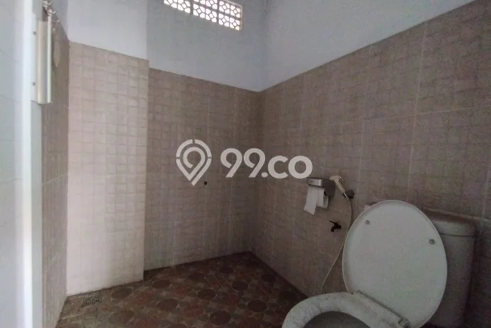 FOR RENT! Ruko di Cirebon Kota Cocok untuk Bisnis 100m2 FOR RENT! Ruko di Cirebon Kota Cocok untuk Bisnis 100m2