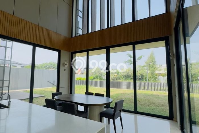 Rumah Elit Modern Tanpa Renovasi di BSD City Tangerang Rumah Elit Modern Tanpa Renovasi di BSD City Tangerang